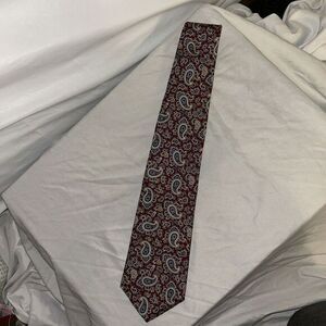 Bert Pulitzer Neck Tie 100%‎ Silk Made In USA Paisley